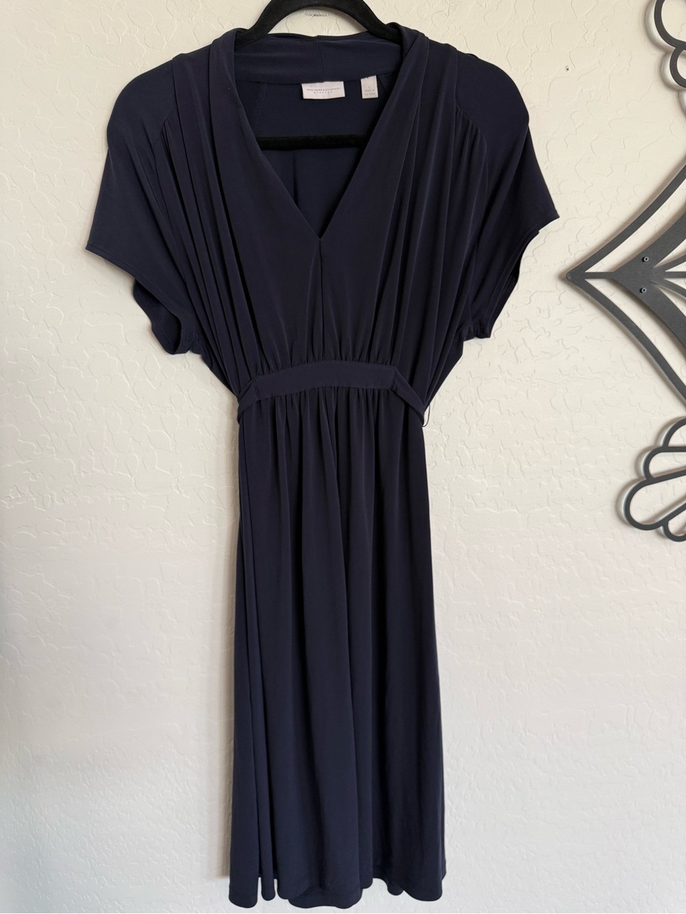 NY&Co Classic Navy V-Neck Women’s Dress - Large